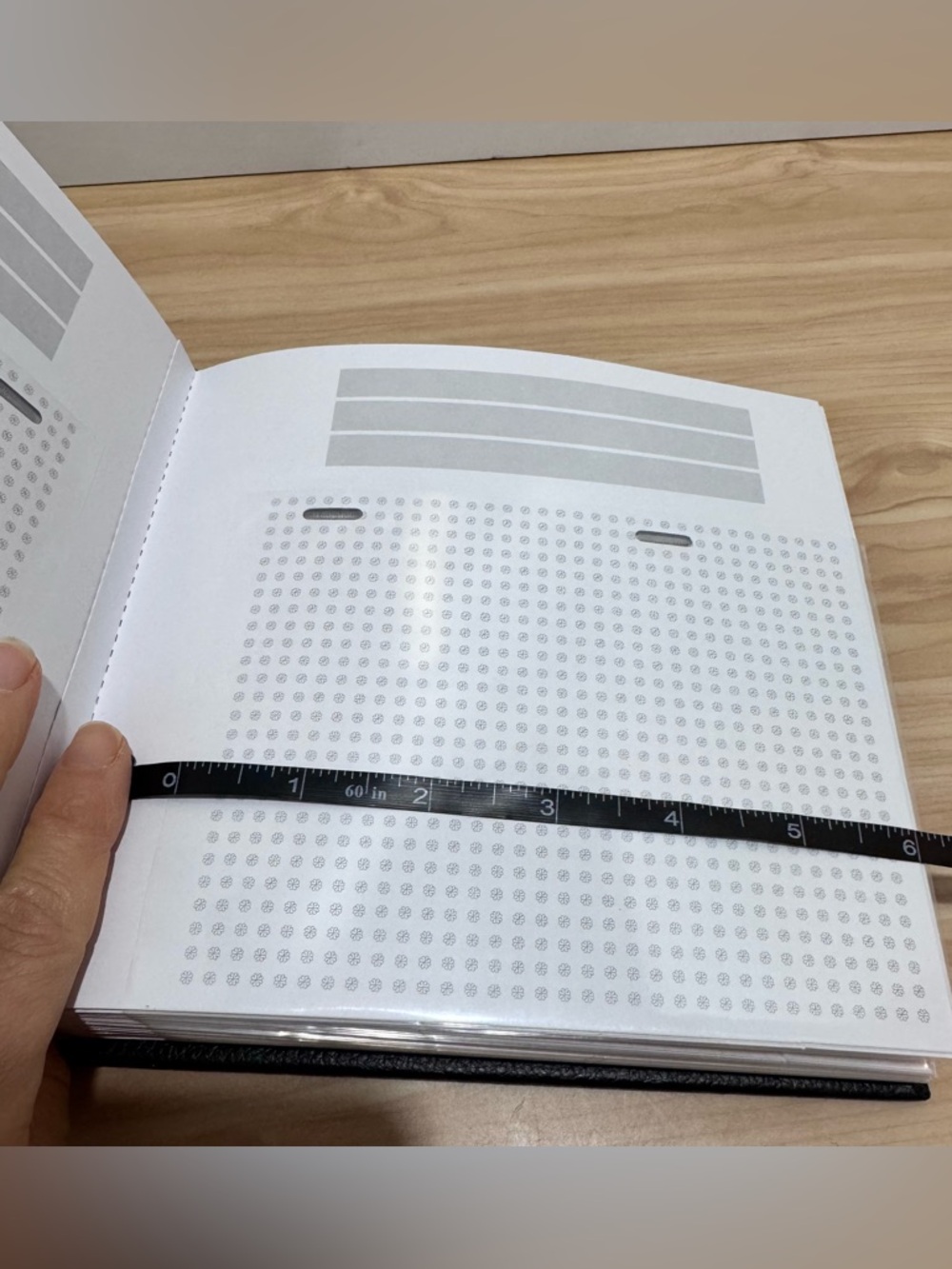 MEMORIES Photo Album Holds 100 4x6 Photos w/area for notes Black Faux Leather - Picture 13 of 16
